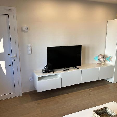 Apartamento En La Playa. Free Parking. Free Wifi L' Escala Bagian luar foto